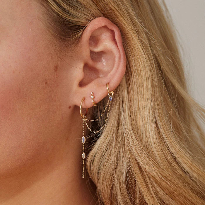 Mini Claw Set Pear Cut Gemstone Plaque