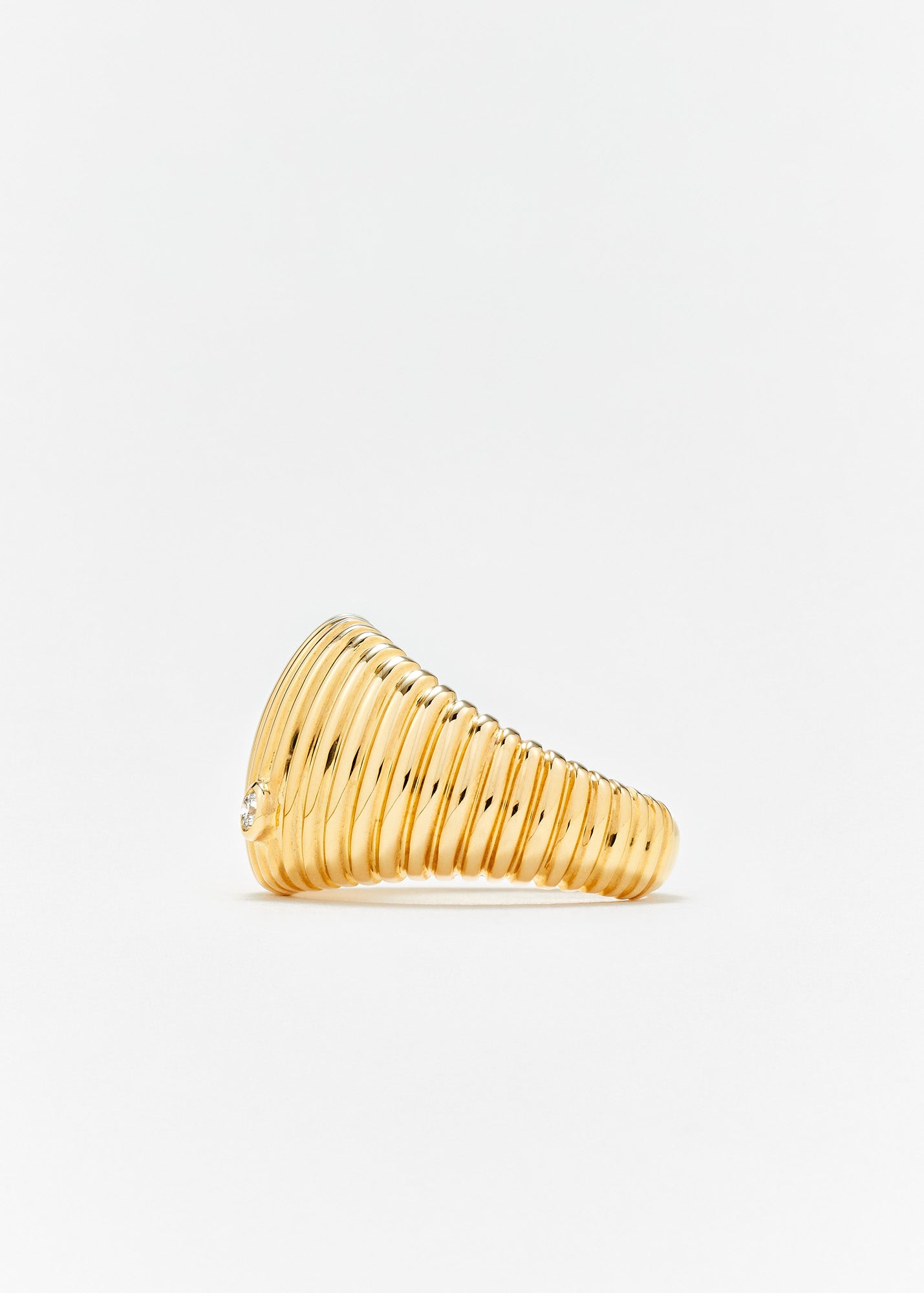 Berlingot Signet Ring