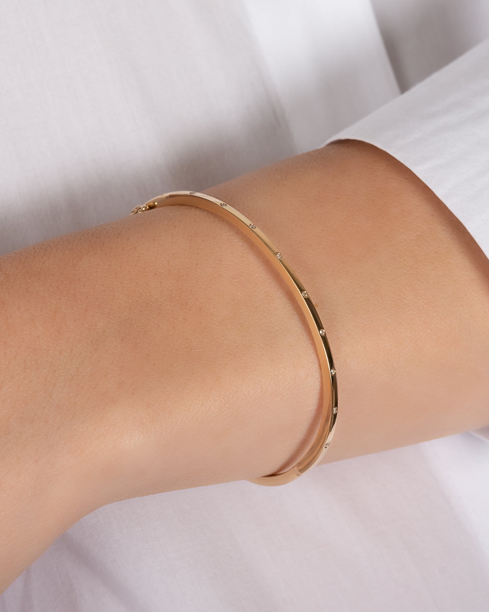 Diamond Dot Bangle